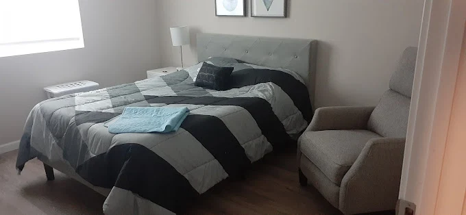 Image of Hummingbird Haven (4)