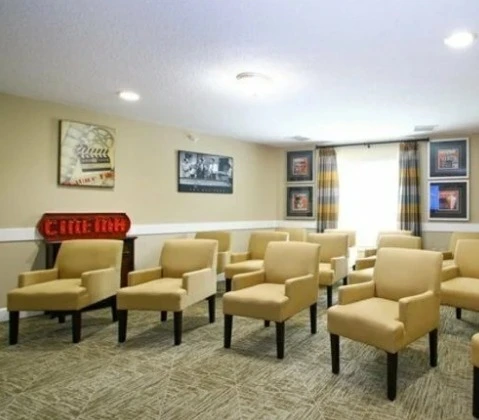 Image of LaurelHurst and LaurelWoods (6)