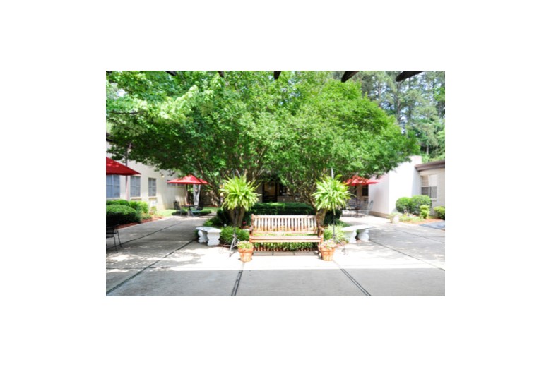 Image of Lakeland Nursing And Rehabilitation Center LLC (6)