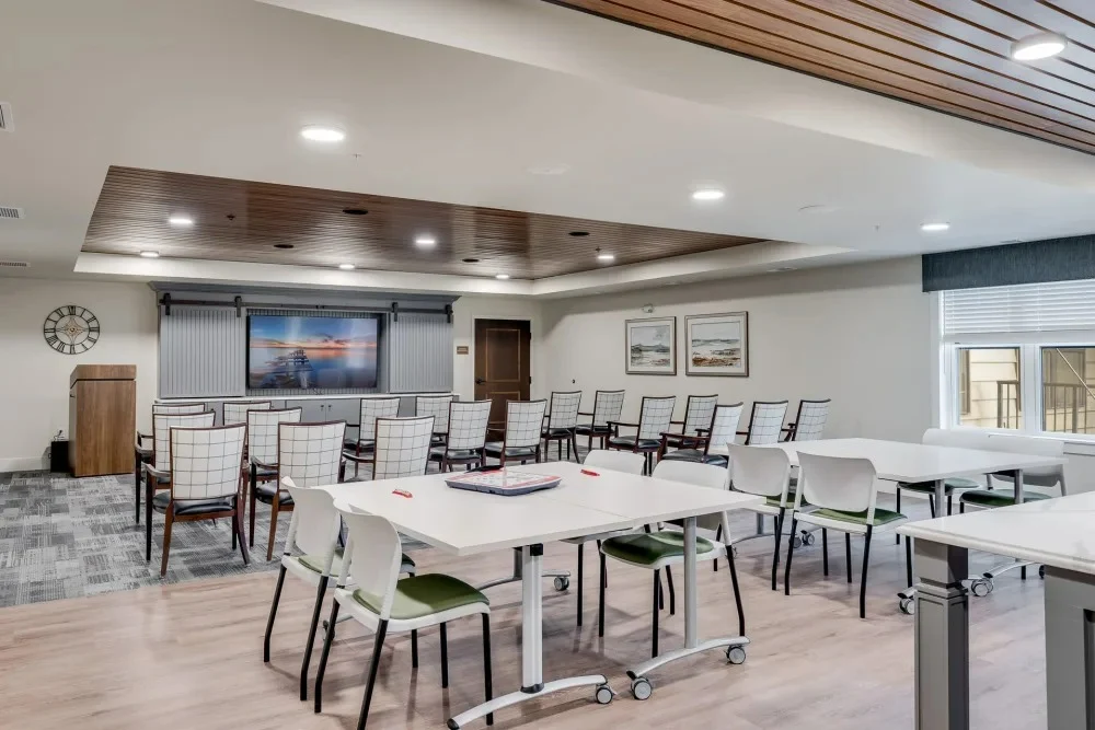 Image of Amira Choice Bloomington (4)