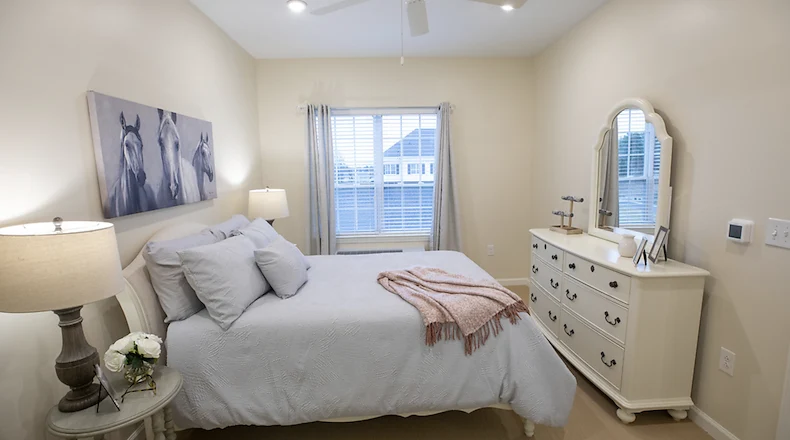 Image of Woodland Hills (7)