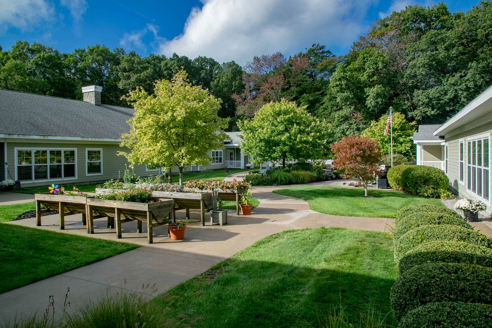 Image of Heartwood Lodge (2)