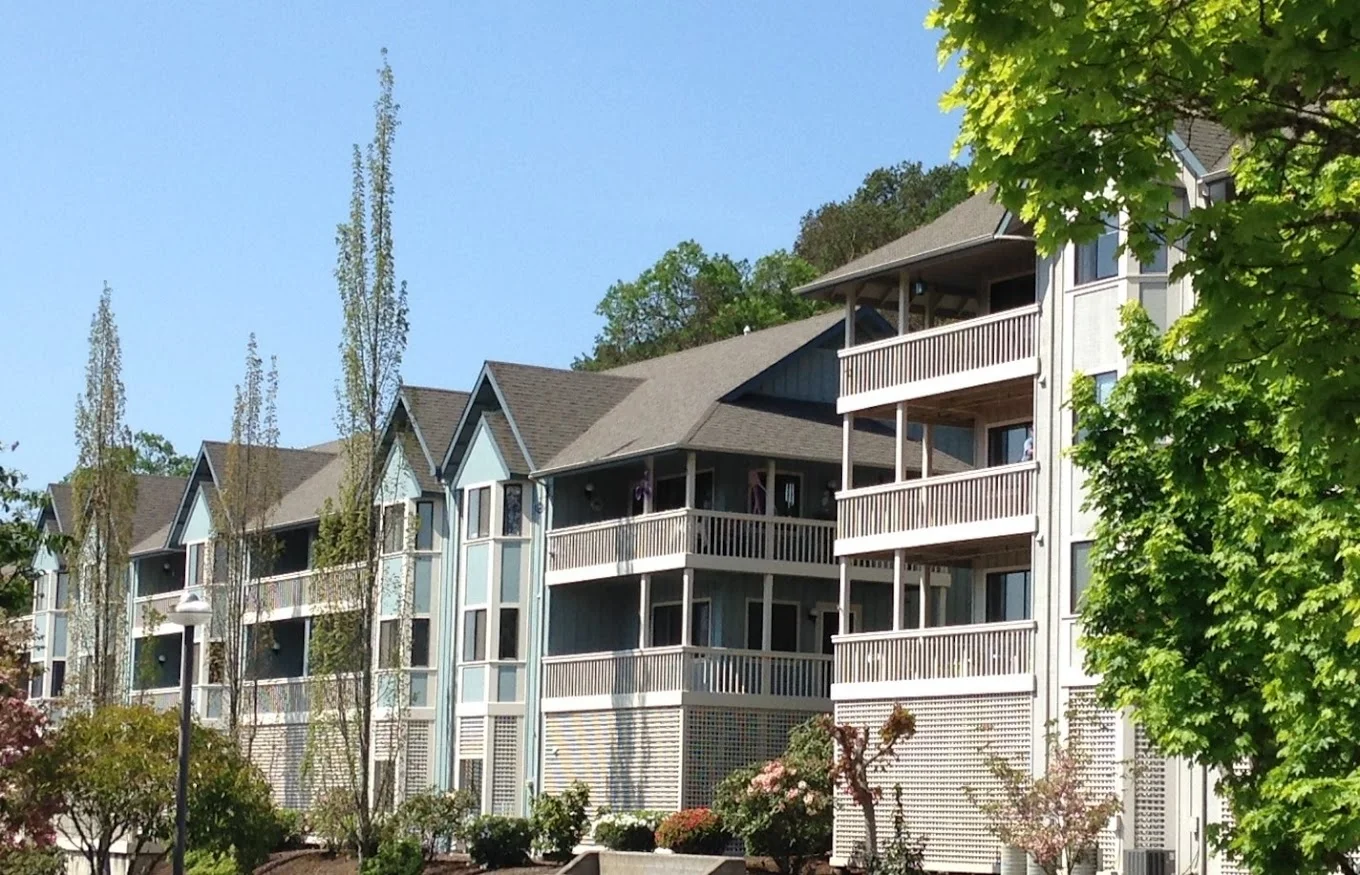 Image of Linus Oakes Village (6)