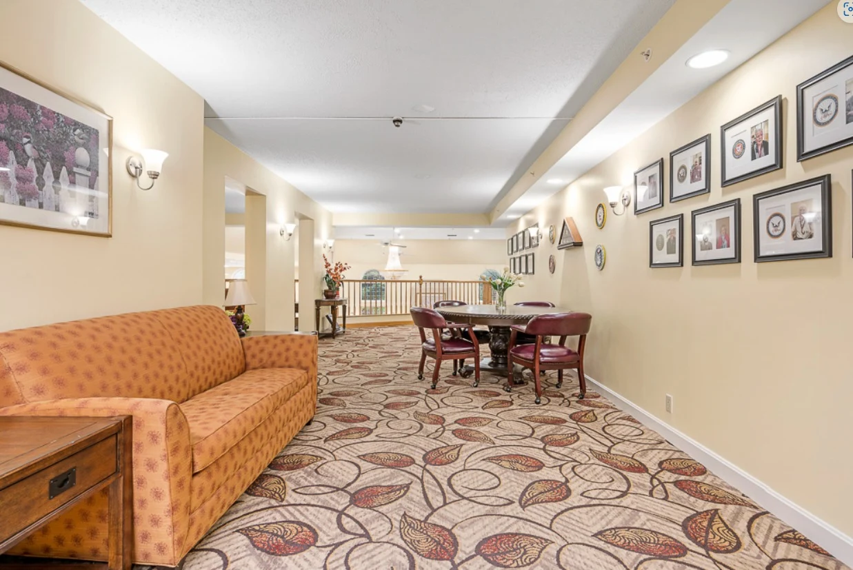 Image of Manor on the Hill (3)