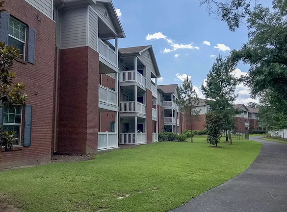 Image of Woodlawn Terrace (1)