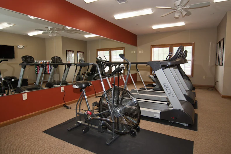 Image of Willow Manor Senior Apartments (4)