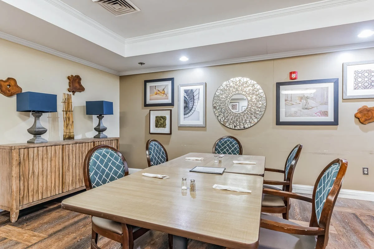 Image of Spring Oak at Lexington (3)