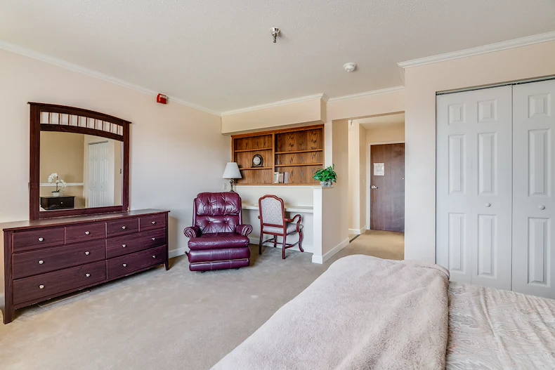 Image of StoneBridge Oak Tree Assisted Living (3)