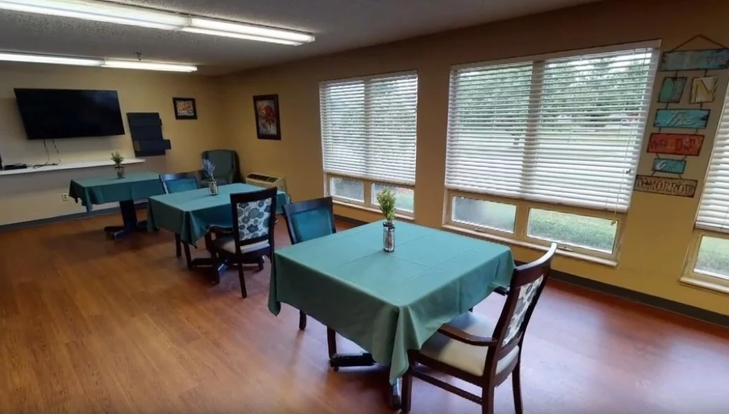 Image of Majestic Care Of North Vernon (5)