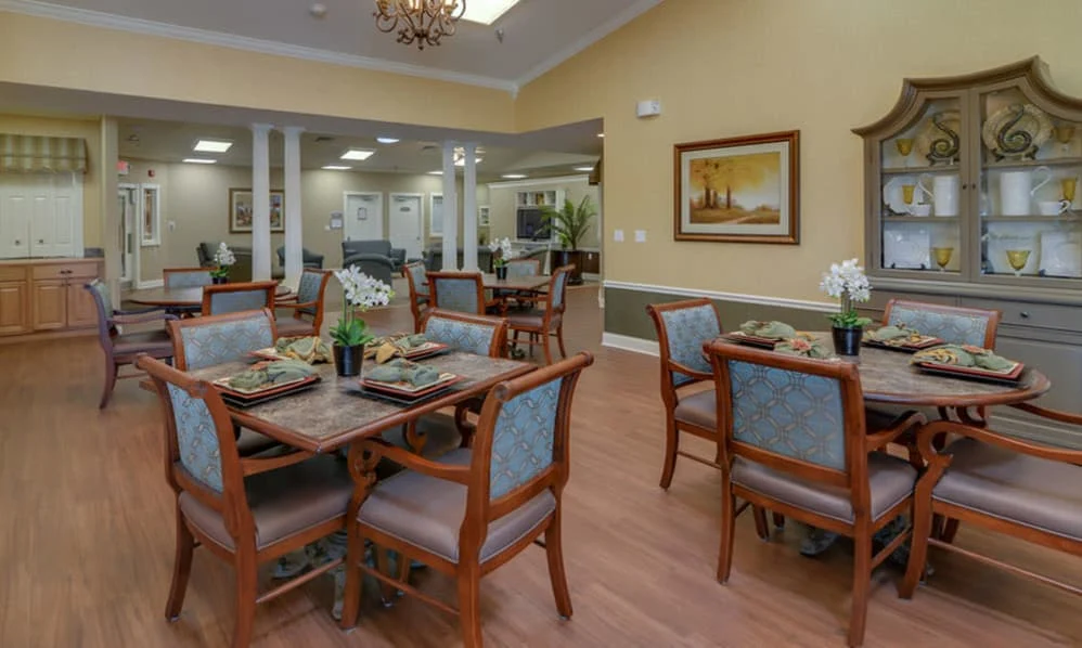 Image of Colony Pointe Senior Living (8)