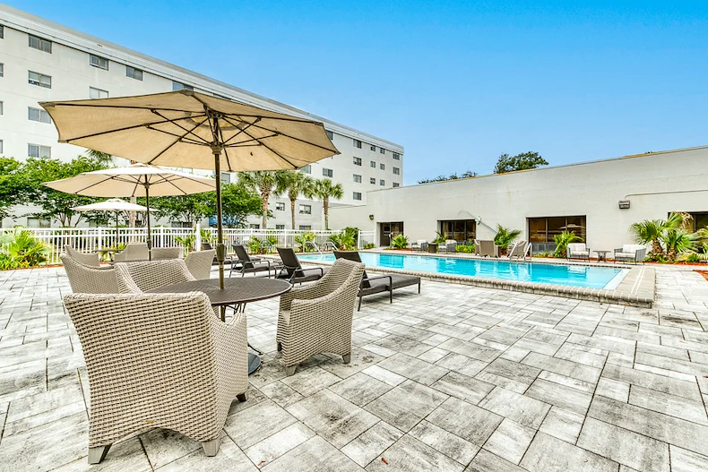 Image of Meridian at Westwood (6)