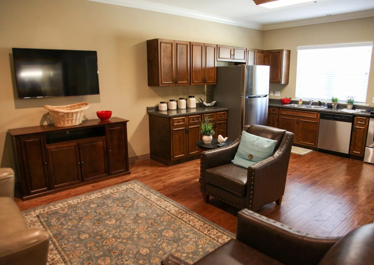 Image of Regency Retirement of Huntsville (2)
