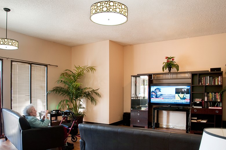 Image of Golden Living of Point Loma (8)