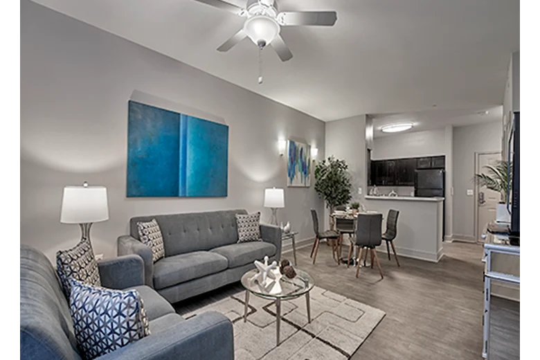 Image of Pointe View at Aspen Hill (2)