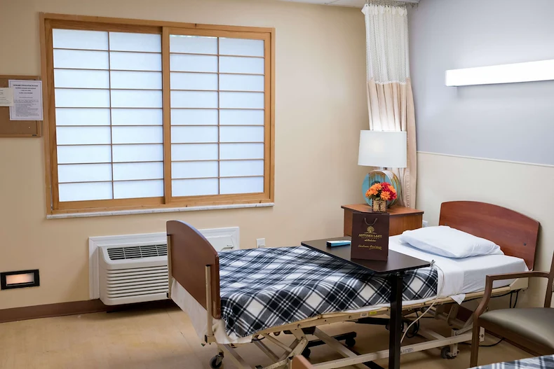 Image of Autumn Lake Healthcare At Oakview (4)