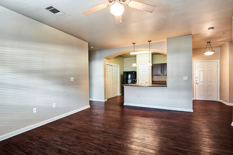 Image of HomeTowne on Wayside (6)