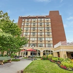 Image of Castle Senior Living at Forest Hills (2)