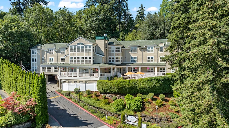 Image of Vineyard Park of Mercer Island (1)