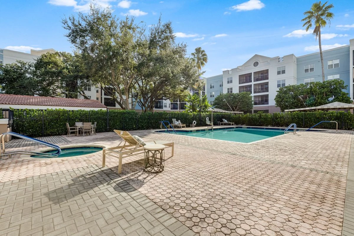 Image of Stratford Court of Boca Pointe (9)