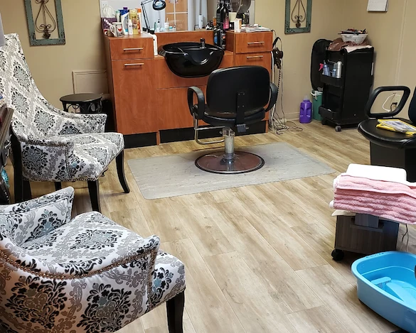 Image of Burgundy Place (4)