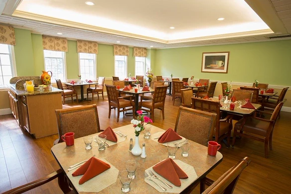 Image of Coachman Square at Woodbridge (4)