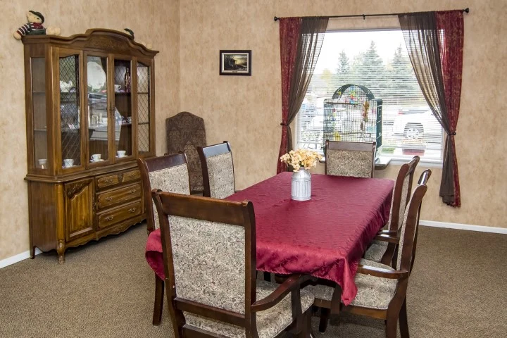 Image of Edgewood Spring Wind (2)