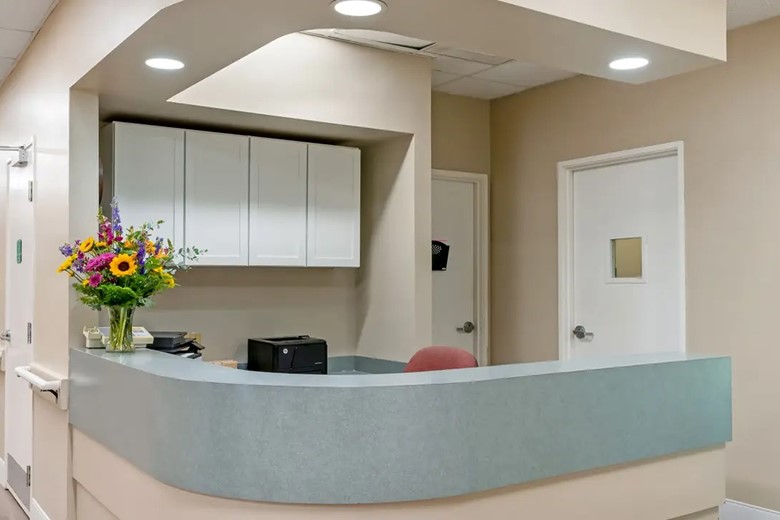 Image of Metropolis Rehabilitation & Health Care Center (9)