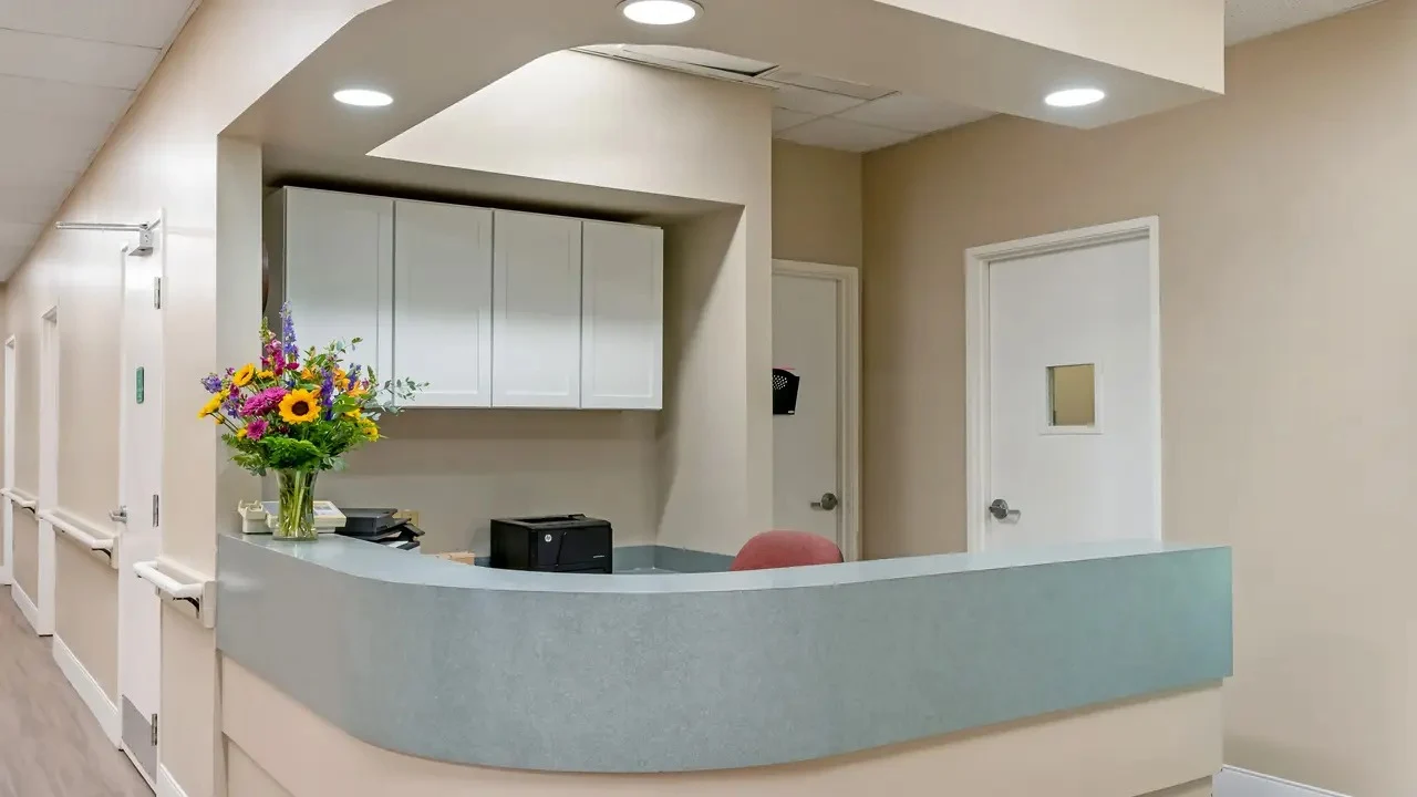 Image of Metropolis Rehabilitation & Health Care Center (9)