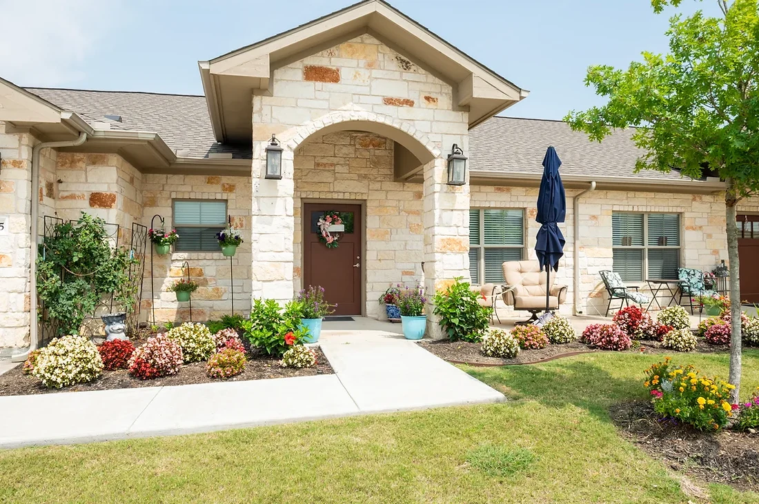 Image of Heritage Lakes Senior Living of Pflugerville (1)