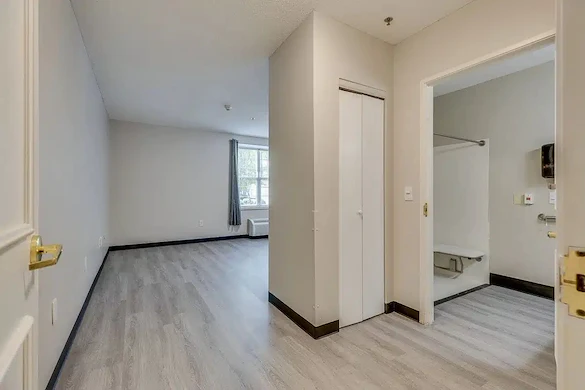 Image of Richland Square Memory Care (6)