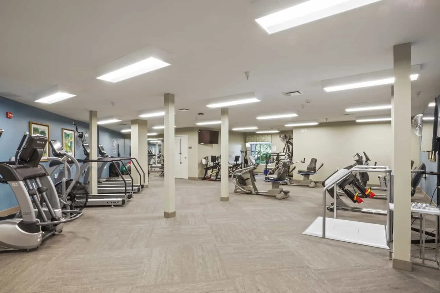 Image of Arboretum Village (9)