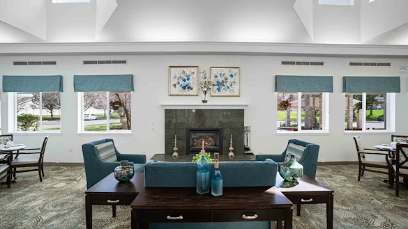 Pioneer Valley Lodge Gracious Retirement Living Hawthorn Senior Independent Living in North Logan, Utah living room