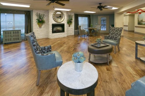 Image of Legend Oaks Healthcare And Rehabilitation - New Br (7)