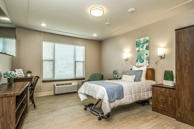 Image of Crystal Pines Rehabilitation & Health Care Center (5)