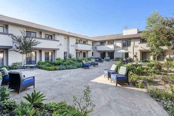 Image of Crescendo Senior Living (2)