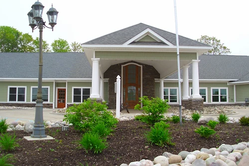 Image of Mallard Cove Assisted Living (1)