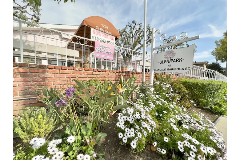 Image of Glen Park at Glendale - Mariposa St (1)