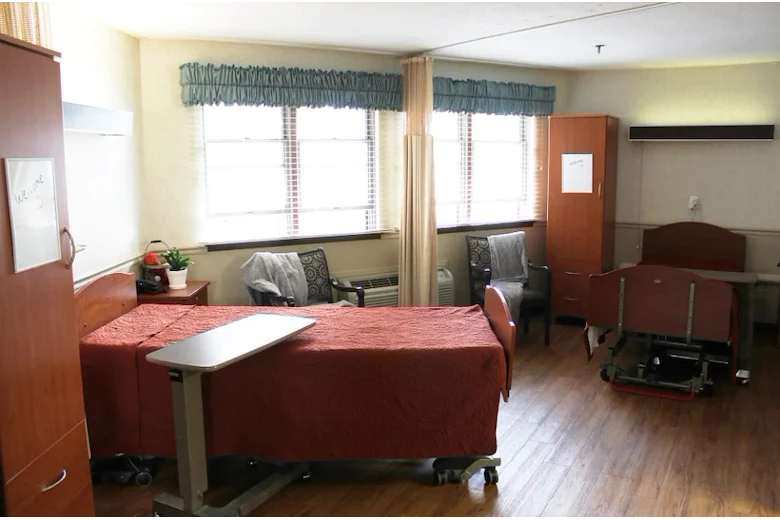 Image of Miller's Merry Manor at Portage (4)