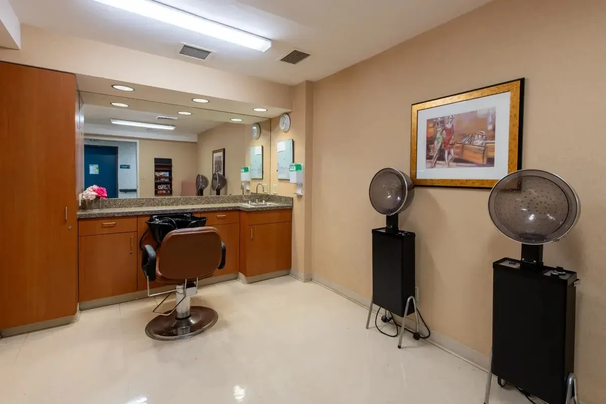 Image of Optalis Health & Rehabilitation at Kent-Crossing (8)