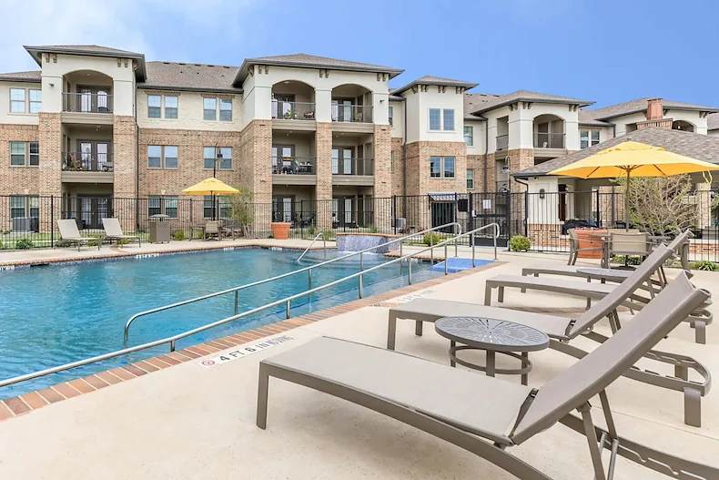 Image of Westchester Commons (4)