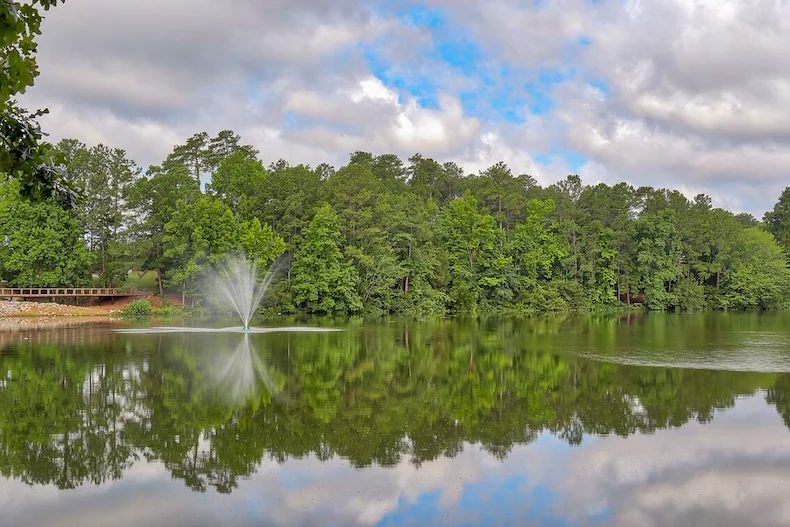 Image of Woods Edge Apartments (10)