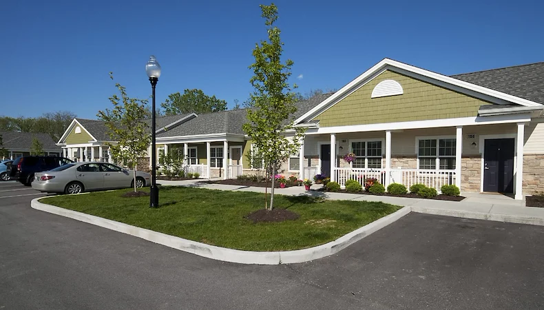 Image of Thornbury Pointe (2)