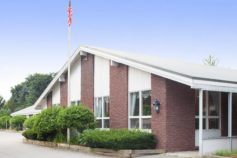 Image of Crestwood Center (1)