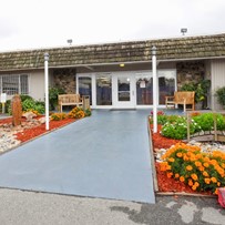 Image of Gilroy Healthcare & Rehabilitation Center (1)