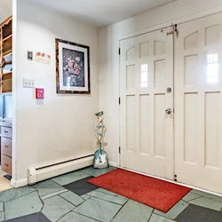 Image of Woodburn Home (4)