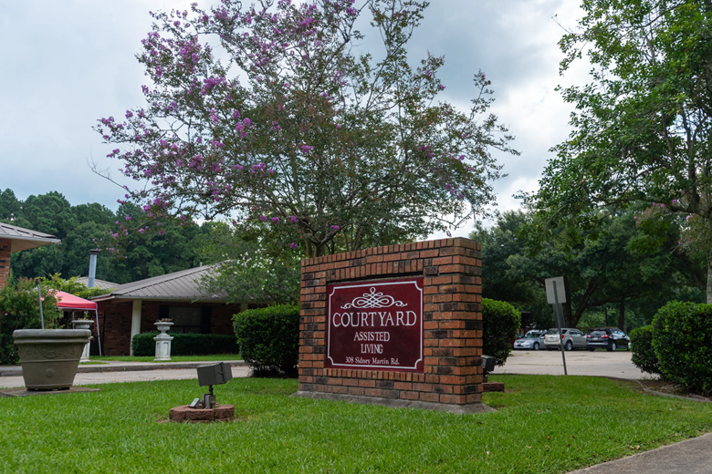 Image of Courtyard Retirement & Assisted Living (1)