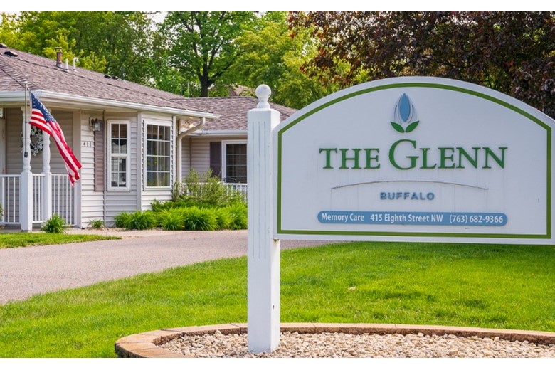 Image of The Glenn Buffalo (1)