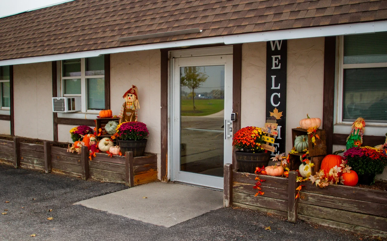 Image of Autumn Court Care Center (2)