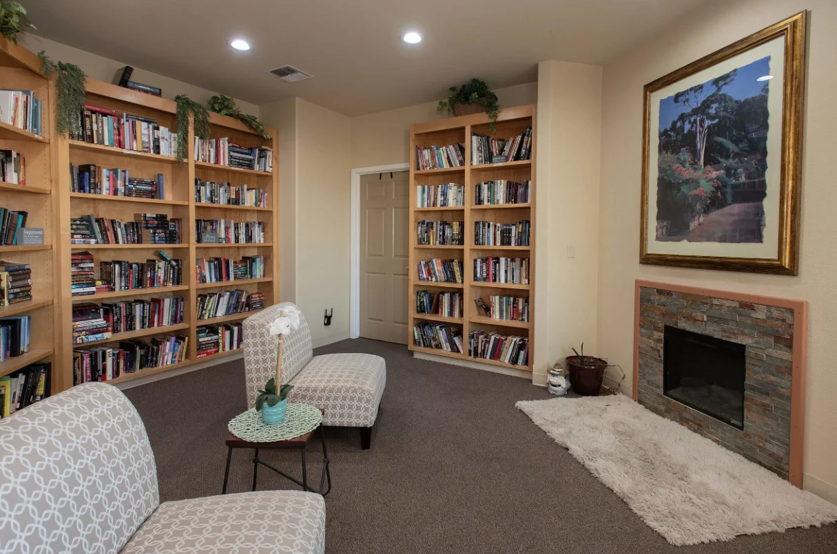 Image of Castle Vista Senior Community (4)