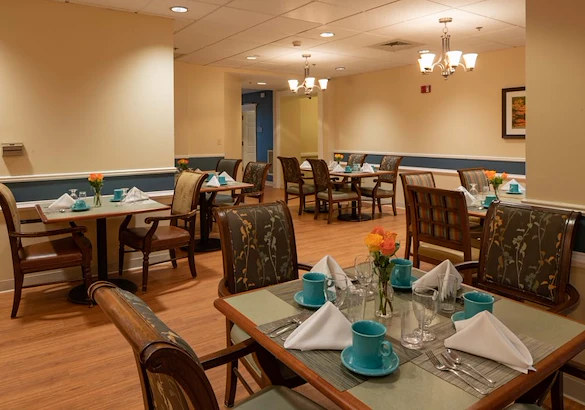 Charter Senior Living of Dedham in Dedham, MA, dining room